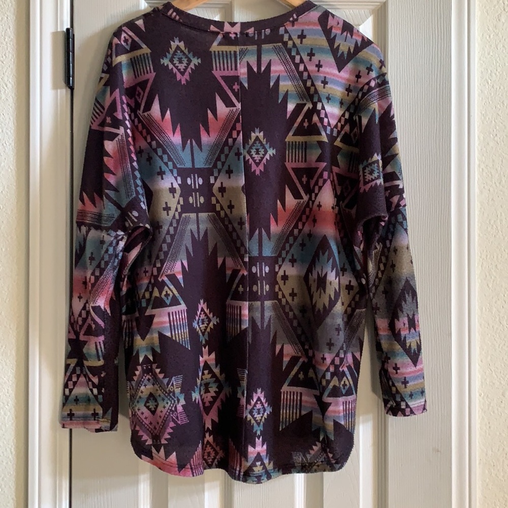 Aztec long sleeve - Picture 3 of 5